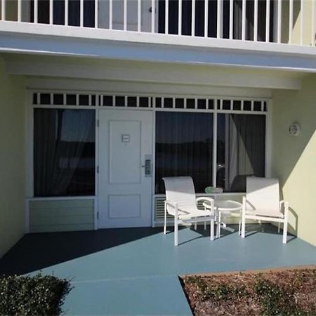 River Delight,Studio109, Beach & Pool Steps Away + Wifi Ruskin Luaran gambar